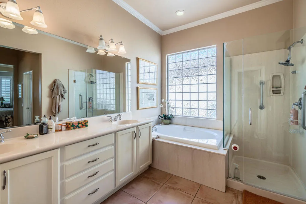 43328 Heritage Palms Drive N, Indio, California 92201 home-pic-27